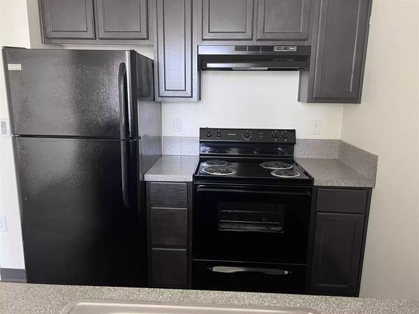 $1,336 / 1br - 579ft2 - We love your pets! They'll love our community! Tour today! (Vancouver)63820909596803123