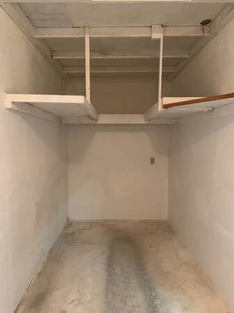 $1,200 / 1000ft2 - Commercial Space for Rent- Downtown Exeter (Exeter)63809864478465124