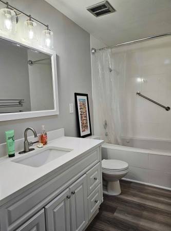 $950 / 3br - 300ft2 - Habitación privada en casa compartida de 3 habitaciones (Lynnwood)63811610865539124