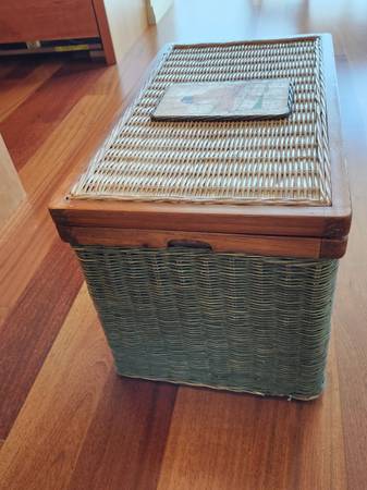 Norman Rockwell Wood and Rattan Vintage Storage Trunk wicker - $50 (Bellingham)63435886419075124