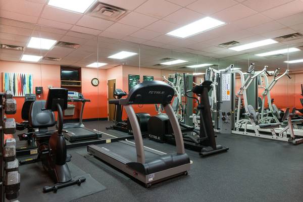 $1,594 / 2br - 970ft2 - Underground Heated Parking, Ceiling fans, 2bd 1.5ba (4141 Parklawn Ave, Edina, MN)63666914424835121