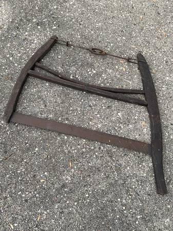 Antique Buck Saw, in Excellent Condition 1