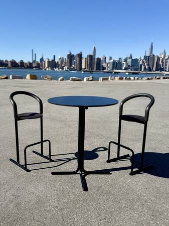 Vintage Amisco Postmodern Black Tubular Steel Bar Stool & Bistro Table 1