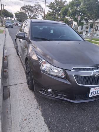 Chevy cruize 2914 - $3,050 (Van Nuys  ca)63618334248579123