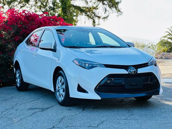 2017 Toyota Corolla LE 1