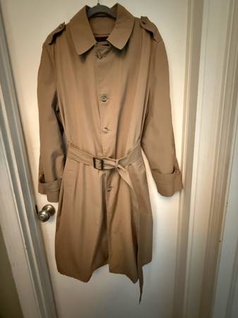 Man’s Trench Coat 1