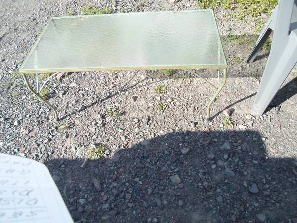 small patio tables 1