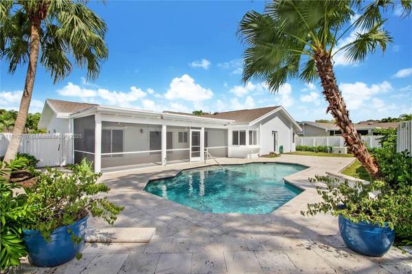 $7,500 / 4br - 2112ft2 - 📣 KENDALL: 4/3  Excellence In Living  Gorgeous, Totally Renovated Executive H (Kendall)64049281378433122