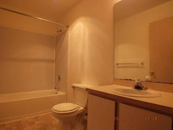 $1,950 / 2br - 1000ft2 - $1950 2 habitaciones 2 baños, ¡Luminoso y Amplio! Último Piso (Northgate)63808083689089124
