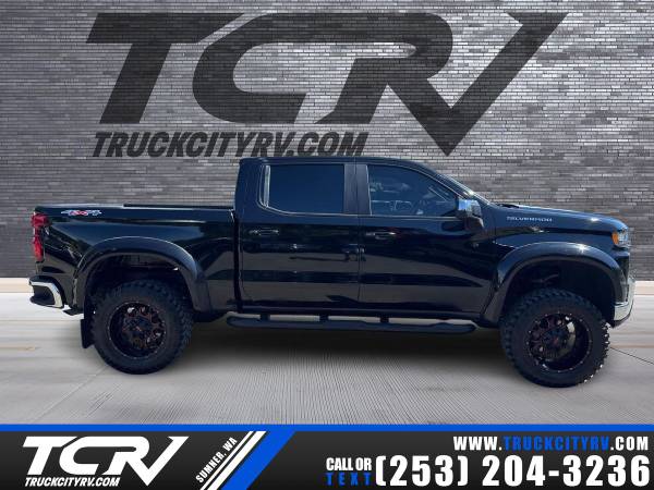 Camioneta elevada Chevrolet Silverado 1500 Crew Cab 2019 - $34,999 (Sumner, WA)63470886418819121