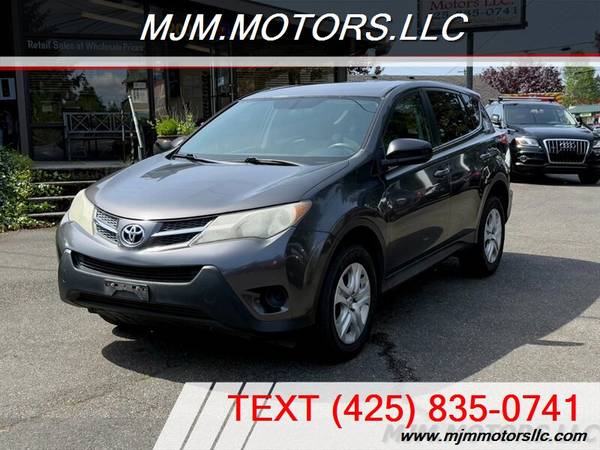 **2014** TOYOTA RAV4 LE - ELEGANTE, ESPACIOSO Y DISEÑADO PARA RECORRER LARGAS DISTANCIAS - $10,99563473678649473121