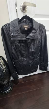 Womens danier black leather jacket 1