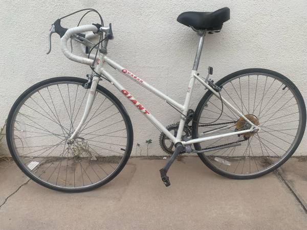 Giant Quasar Road Bike 1