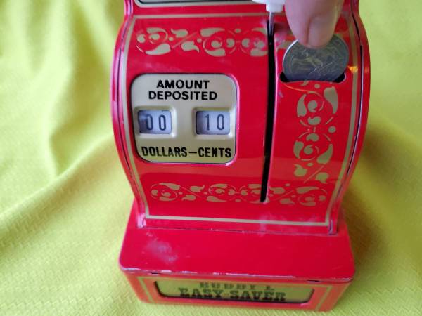 1976 Buddy L Easy-Saver banco mecánico con registro de 3 monedas. - $15 (Tacoma)63439433505153121
