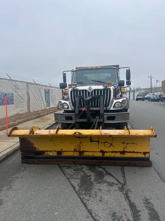 2009 International 7400 AWD Snow Fighter With Sander - $22,000 (Somerville)63470622188675122