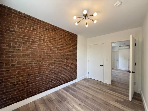 $3,600 / 2br - 665ft2 - Spacious 2BR/2BA in BedStuy – Full Amenity Building (Bedford Stuyvesant)63788831789699124