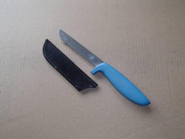 Knife + Case 1