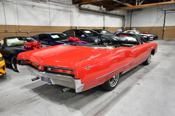 1967 Buick LeSabre Coupé de 2 puertas Custom 400 - $24,988 (¡CALIDAD DE AUTOS A PRECIOS ASEQUIBLES!)63624833905409123