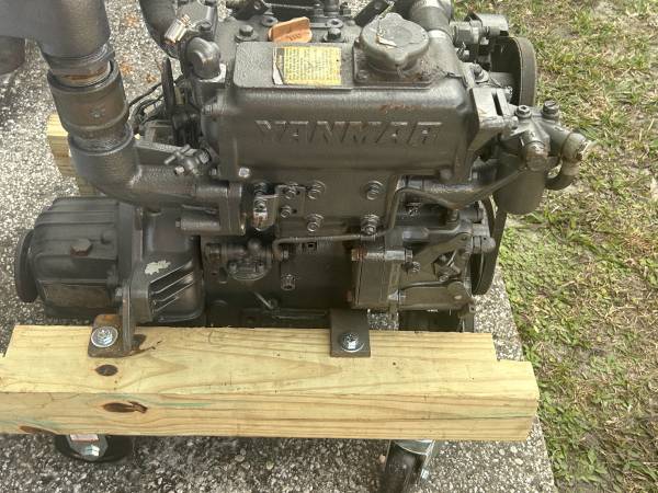 Yanmar 2GMF Marine Diesel Engine 13HP w/Kanzaki KM2-A Gearbox for Sail 1