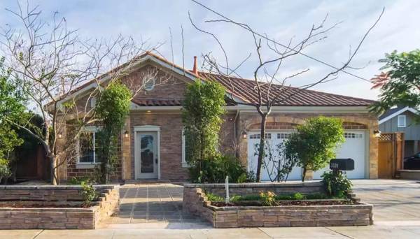 $1,050 / 1br - 120ft2 - Habitación privada amueblada de lujo en una casa completamente nueva (FEMENINA, 1 persona) (alameda)64000757783555120