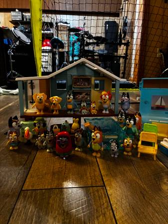 Bluey toy set 1