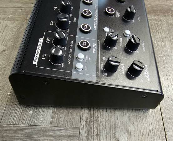 Mackie Big Knob Studio Plus Controlador de Monitor e Interfaz de Audio USB - $175 (Mission Hills)63471429260419124