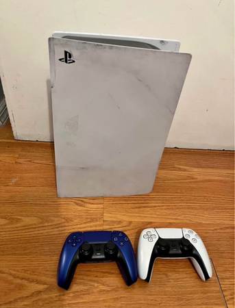 Ps5 2 controllers 1