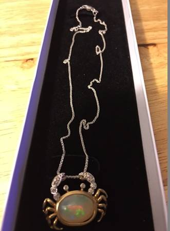 Yellow Gold OPAL, Diamond CRAB Horoscope PENDANT 1