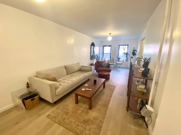 $1,200 / 2br - 11/3 - 11/10 (Flexible) - sublet in Bedstuy 2br/2ba w/private yard (Bedstuy)64212276426625121