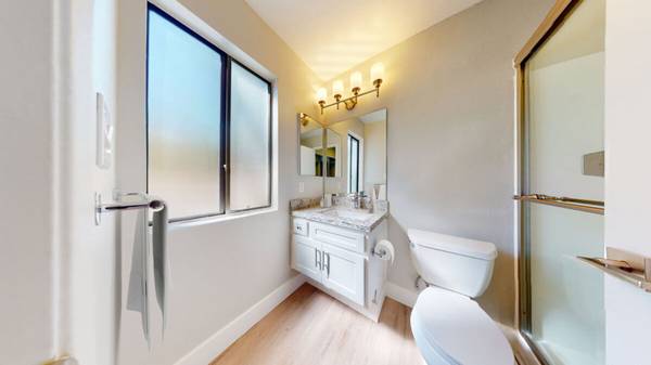 $3,160 / 2br - 900ft2 - On-Site Professional Management, Microwave, Refrigerator (25910 Tournament Rd, Valencia, CA)63912983916546124