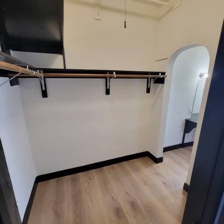 $1,695 / 600ft2 - Spacious Updated Studio Available (Leimert Park, Los Angeles)63700939464451122