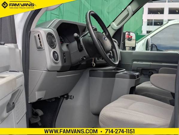 2014 Ford Econoline E-250 - Photo 14