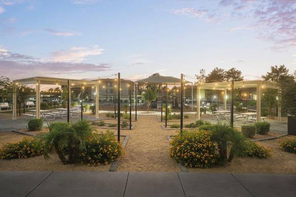 $1,514 / 3br - 1192ft2 - Pets Welcome, Upgrades Everywhere, Designer Finishes, Tour Today (North Phoenix)64024998085122123
