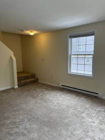 $2,800 / 2br - Bright & Cozy Townhouse w/ utilities included (Gloucester)63996690688003124