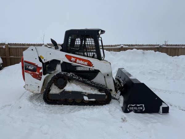 Bobcat T62 1