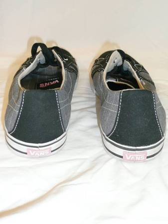 Womens Vans Shoes - $10 (Mill Creek/ Bothell)63470647760899124