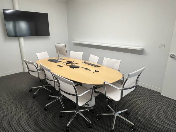Now Available! Renovated Studio / Spa / Office Space - 800sqft (E. Somerville)63840149824643124