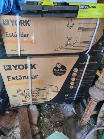 NEW, YORK MINI SPLIT 12K BTU 110V 1