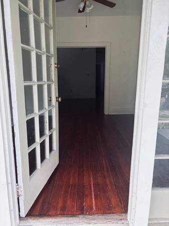 $1,600 / 2br - 950ft2 - 2 Bedroom/1 Bath Shotgun Style with private back yard (New Orleans)63903653462787121