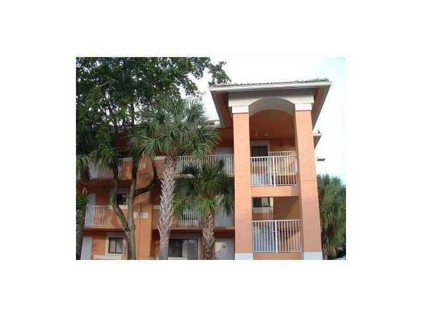 $2,100 / 2br - $2100 AWESOME 2B/2B IN COURTYARDS AT DAVIE (DAVIE)64001845080833123