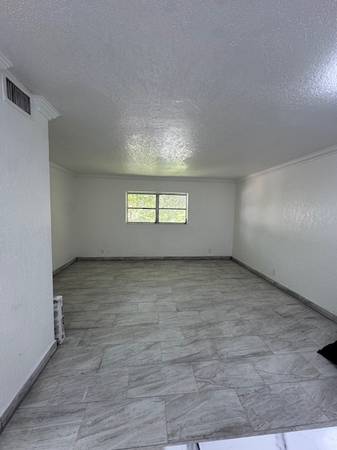 $1,855 / 2br - 850ft2 - **PROMO $750 FOR FIRST MONTH-2 BED/1 BATH-2750 Pierce St.** (2750 Pierce St. Hollywood)64049278126209121