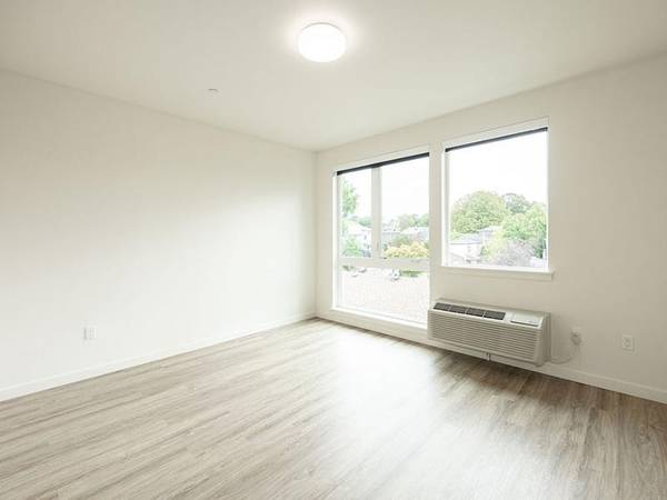 $1,499 / 1br - 578ft2 - Limited time offer! Move in immediately an enjoy 1 month free! (Portland)63956647087618122