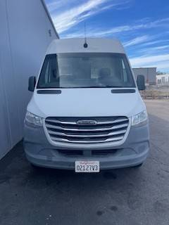 2019 Freightliner High-Roof Sprinter Van - Photo 4