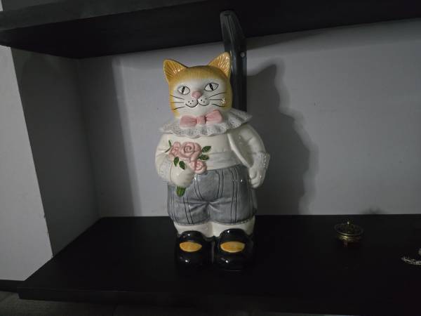 CUTE CAT COOKIE 🍪 JAR. 1