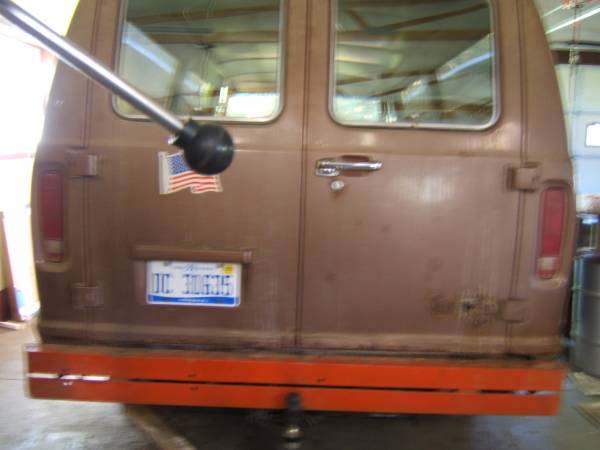 1989 Ford E150 window cargo van 1