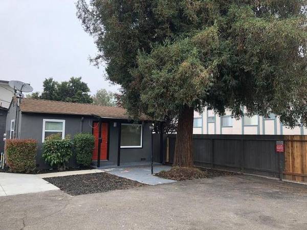 $3,250 / 3br - 1130ft2 - Elevate Your Lifestyle, Hayward's Best Kept Secret! 8 WEEKS FREE* (hayward / castro valley)63658079596419121