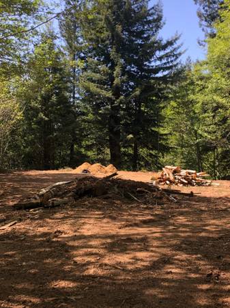 $200,000 4 acres to trade 40 miles south of the Oregon border (Silver City)63867374008963121