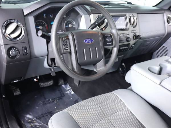 2011 Ford Super Duty F-350 - Photo 9