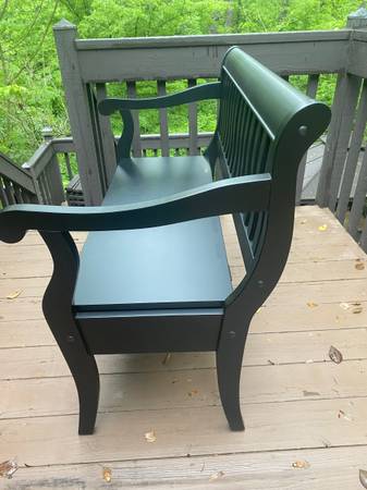 Carolina Brand Veranda Storage Bench - $75 (Dawsonville)63441239768835122