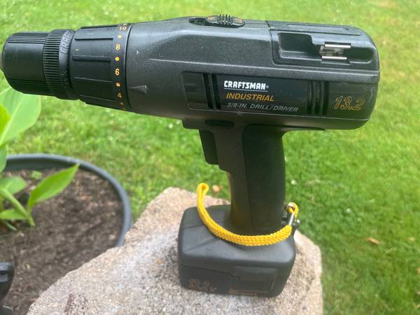 craftsman industrial grade cordless drill 1